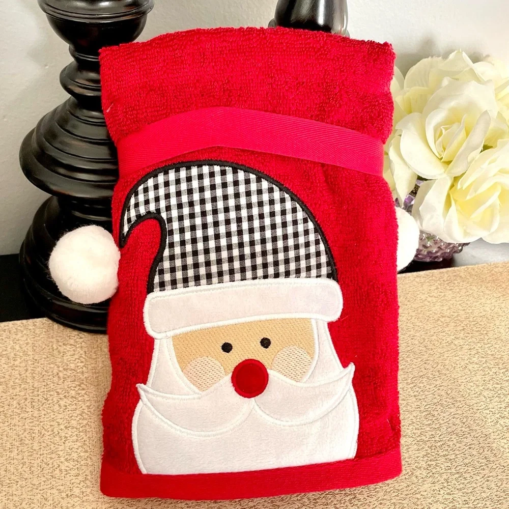 NWT SET OF 2 3D SANTA CLAUS Hand Towels